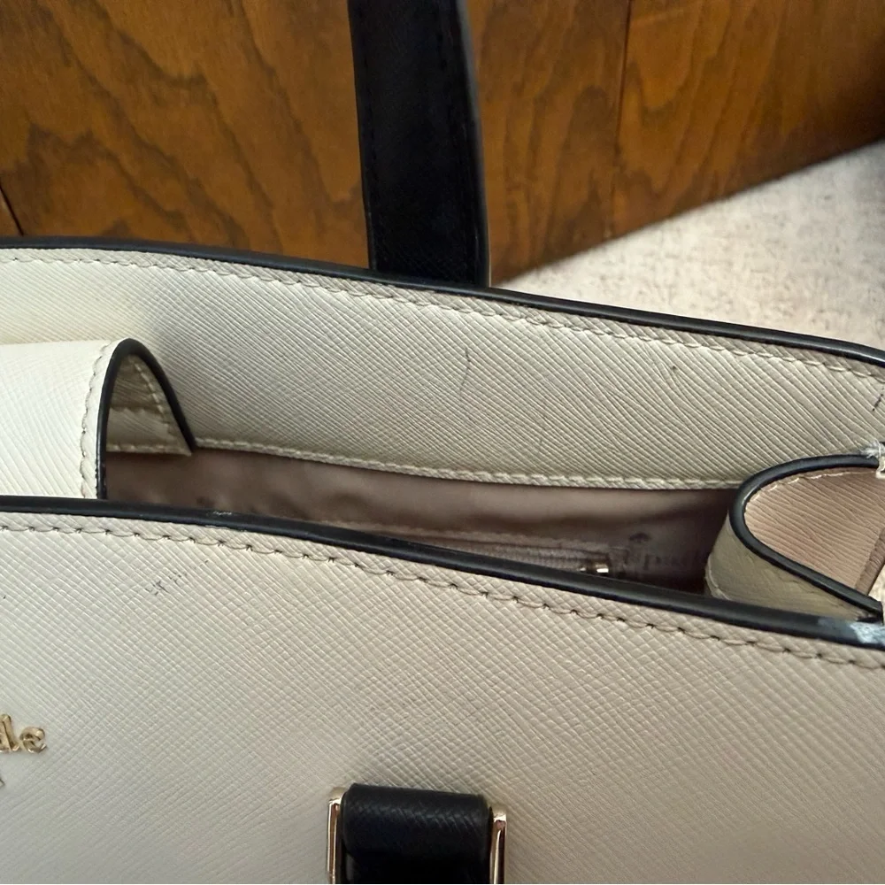 Kate Spade Perry Medium Satchel Bag Warm Beige Saffiano Leather Black Straps